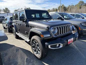 2025 Jeep Wrangler Sahara 