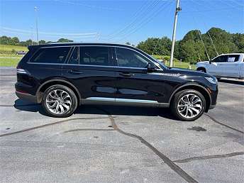 2025 Lincoln Aviator Premiere 