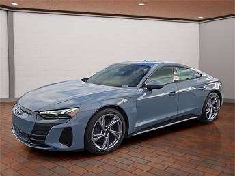 2023 Audi e-tron GT Premium Plus 