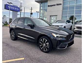 2023 Volvo XC60 B5 Plus 
