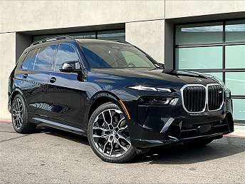 2025 BMW X7 M60i 