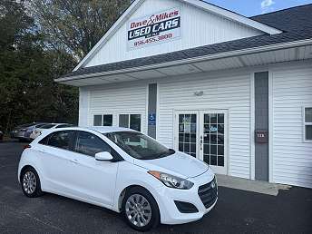 2017 Hyundai Elantra Base 
