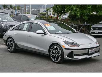 Gold Hyundai Ioniq 6 Sedan 2023