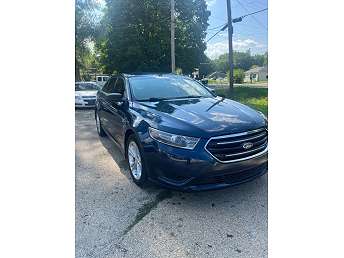2017 Ford Taurus SE 