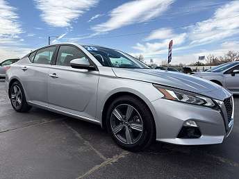 2020 Nissan Altima SV 