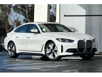 2025 BMW i4 eDrive40 