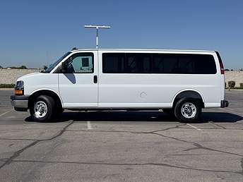 2025 Chevrolet Express 3500 