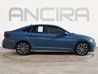 2025 Volkswagen Jetta SE 