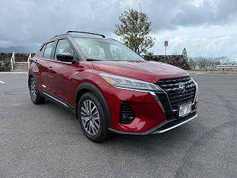 2021 Nissan Kicks SR 