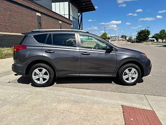 2014 Toyota RAV4 XLE 