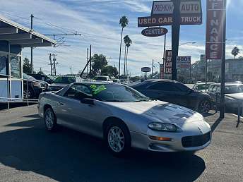 Silver Camaro Coupe 2000