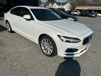 2017 Volvo S90 T6 Momentum