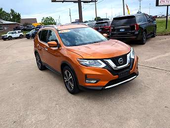 2019 Nissan Rogue SV 