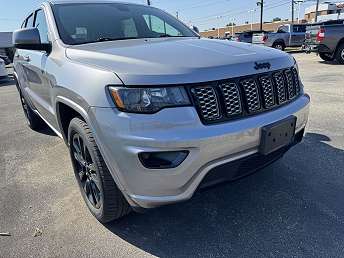 2017 Jeep Grand Cherokee Laredo 