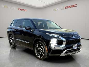 Used 2022 Mitsubishi Outlander ES for Sale Near Me - CARFAX