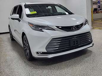 2026 Toyota Sienna Platinum 
