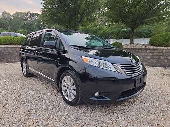 2017 Toyota Sienna XLE 