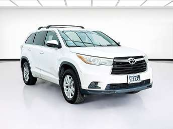 2016 Toyota Highlander LE 