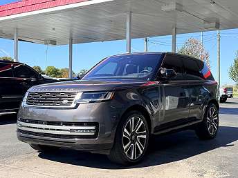 2023 Land Rover Range Rover SE 