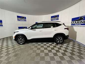 2023 Kia Seltos EX 