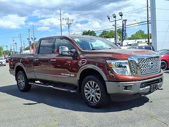 2019 Nissan Titan XD Platinum Reserve 
