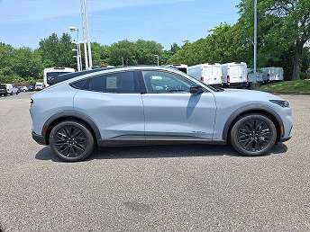 2025 Ford Mustang Mach-E Select 