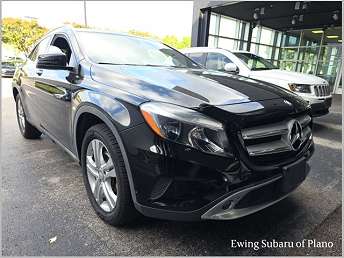 Black Mercedes-Benz GLA SUV 2016