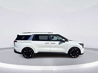2025 Kia Carnival EX 
