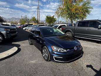 Blue Volkswagen e-Golf Hatchback 2016