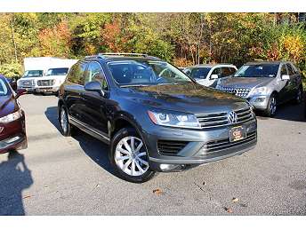 2016 Volkswagen Touareg Sport 