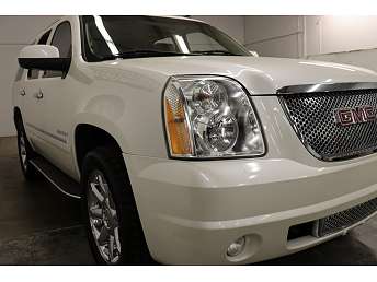 2011 GMC Yukon Denali 