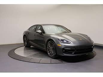 2022 Porsche Panamera  