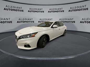 2019 Nissan Altima SV 
