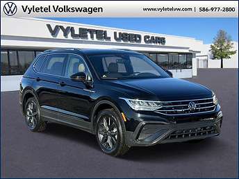 Black 2024 Volkswagen Tiguan SUV