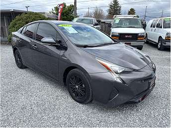 2017 Toyota Prius Four 