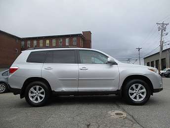 2012 Toyota Highlander SE 