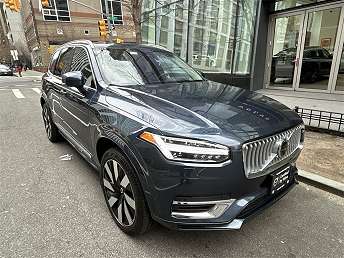 2025 Volvo XC90 T8 Ultra 