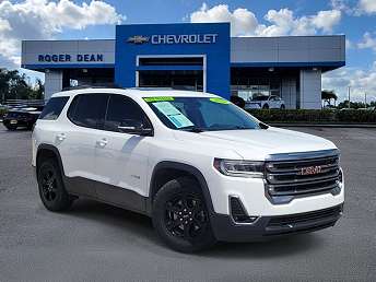2023 GMC Acadia AT4 