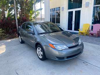 Gray Saturn Ion 2 2007