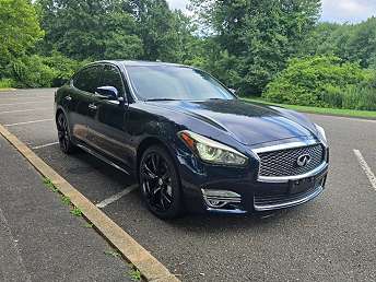 2015 Infiniti Q70  