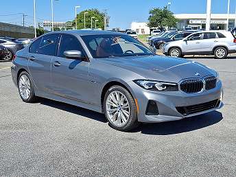 2023 BMW 3 Series 330e xDrive 