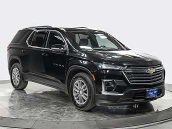 2023 Chevrolet Traverse LT 
