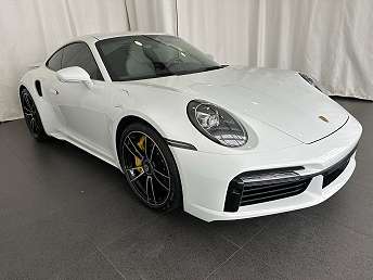 White Porsche 911 Coupe 2021