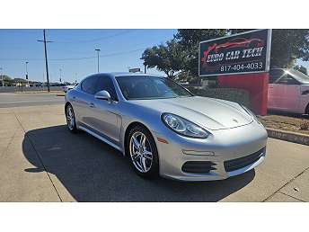 2016 Porsche Panamera  
