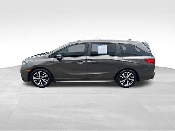 Gray Honda Odyssey Minivan 2021