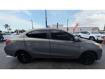 Gray Mitsubishi Mirage G4 Sedan 2017