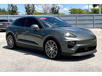 2025 Porsche Macan 4 