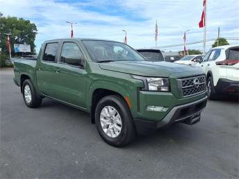2024 Nissan Frontier SV 