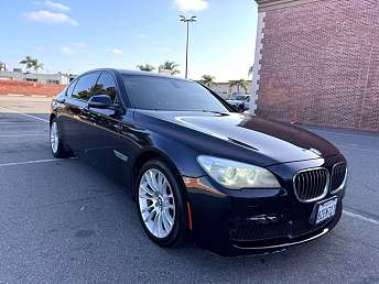 Blue BMW 7 Series 750Li xDrive 2014