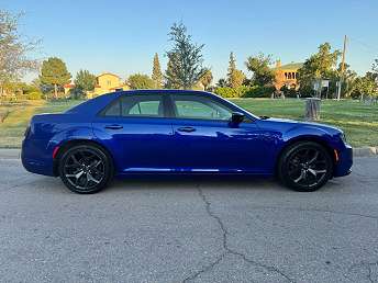 2020 Chrysler 300 Touring 